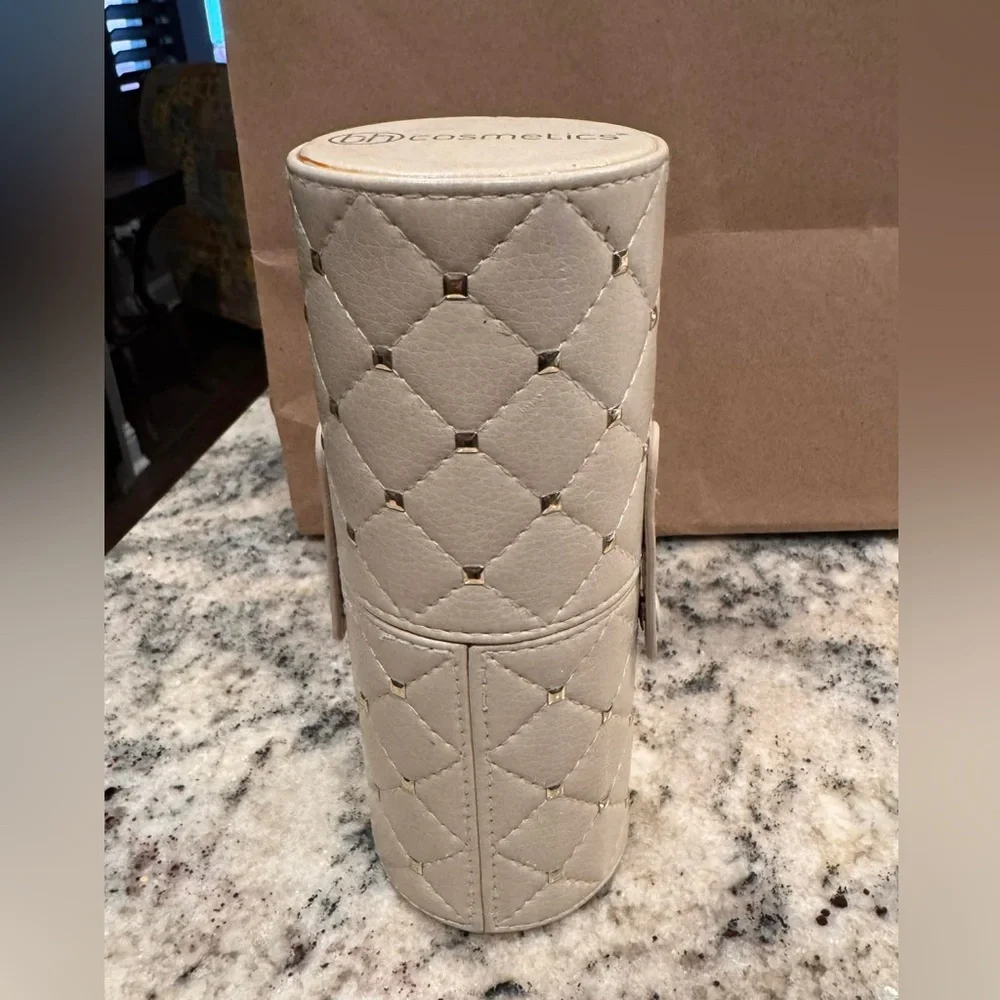 Makeup brush holder Quilted Cream Cylinder rhinestone brush Case